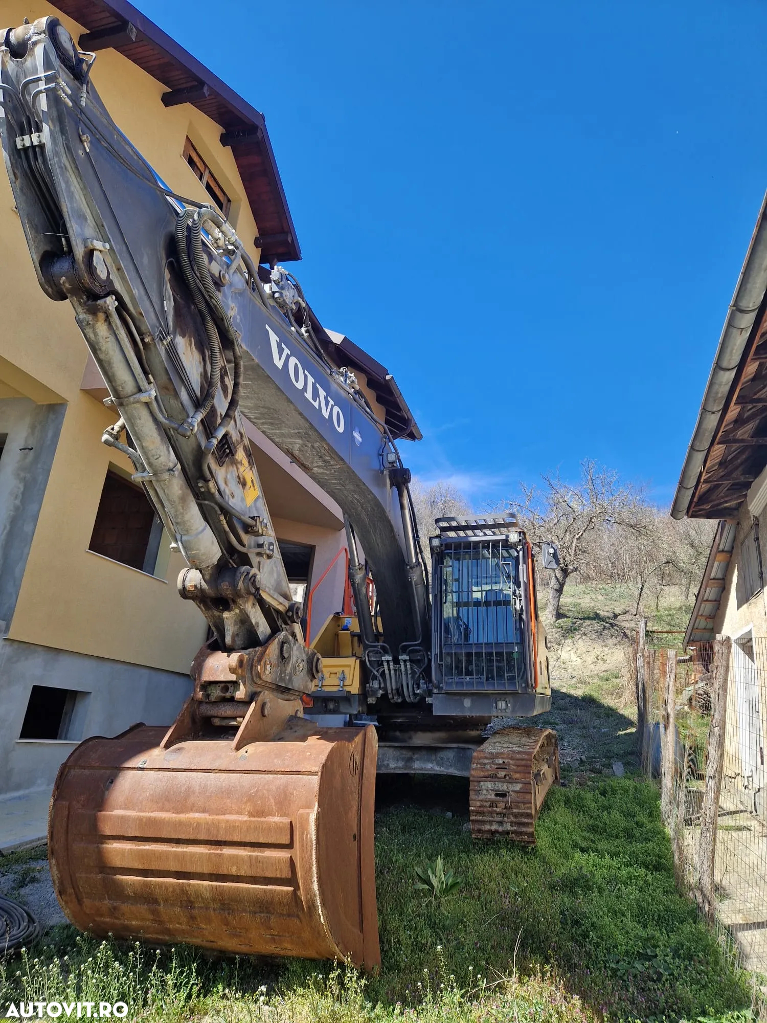 Volvo EC220ENL - 16
