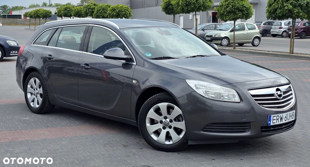 Opel Insignia 1.6 Turbo Design Edition - 2