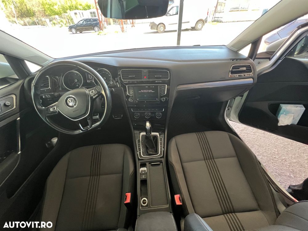 Volkswagen Golf 1.2 TSI BlueMotion Technology DSG Allstar - 10