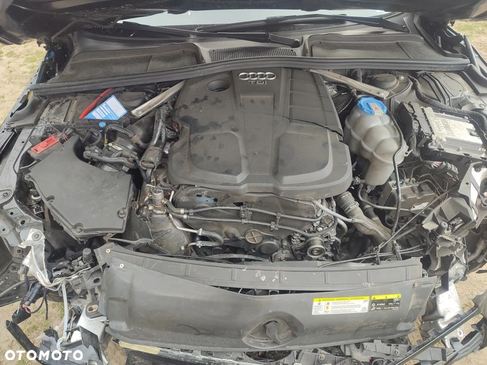 Audi A4 Avant 2.0 TDI DPF multitronic Attraction - 23