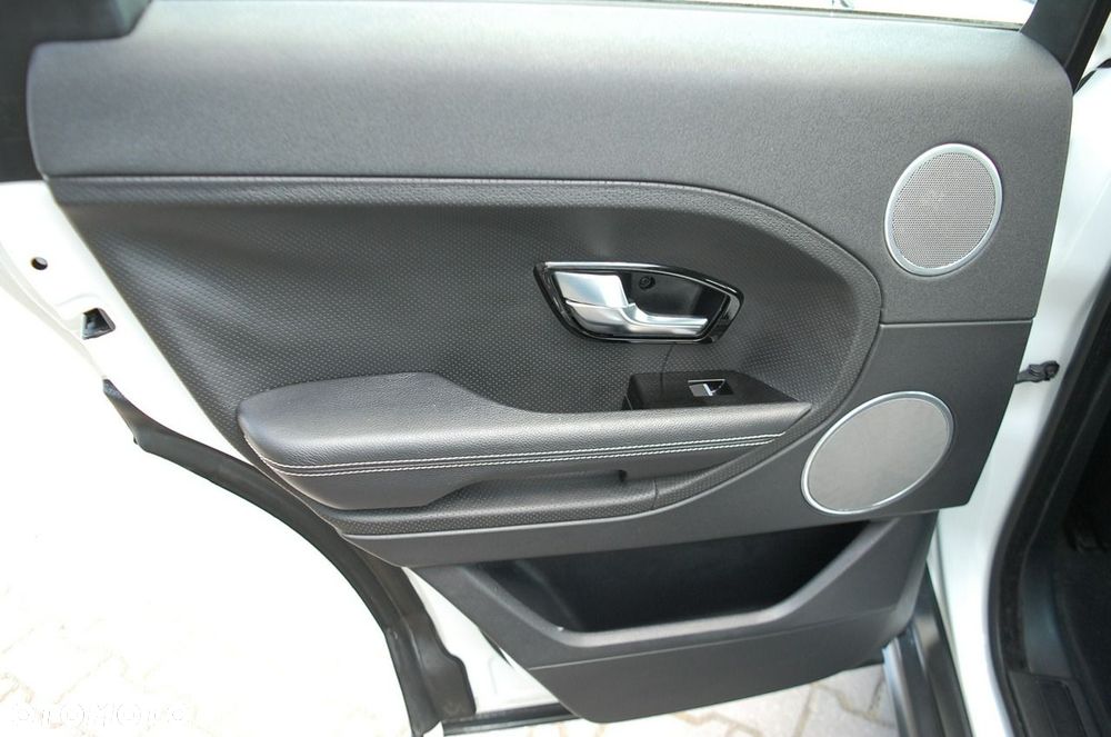 Land Rover Range Rover Evoque - 31