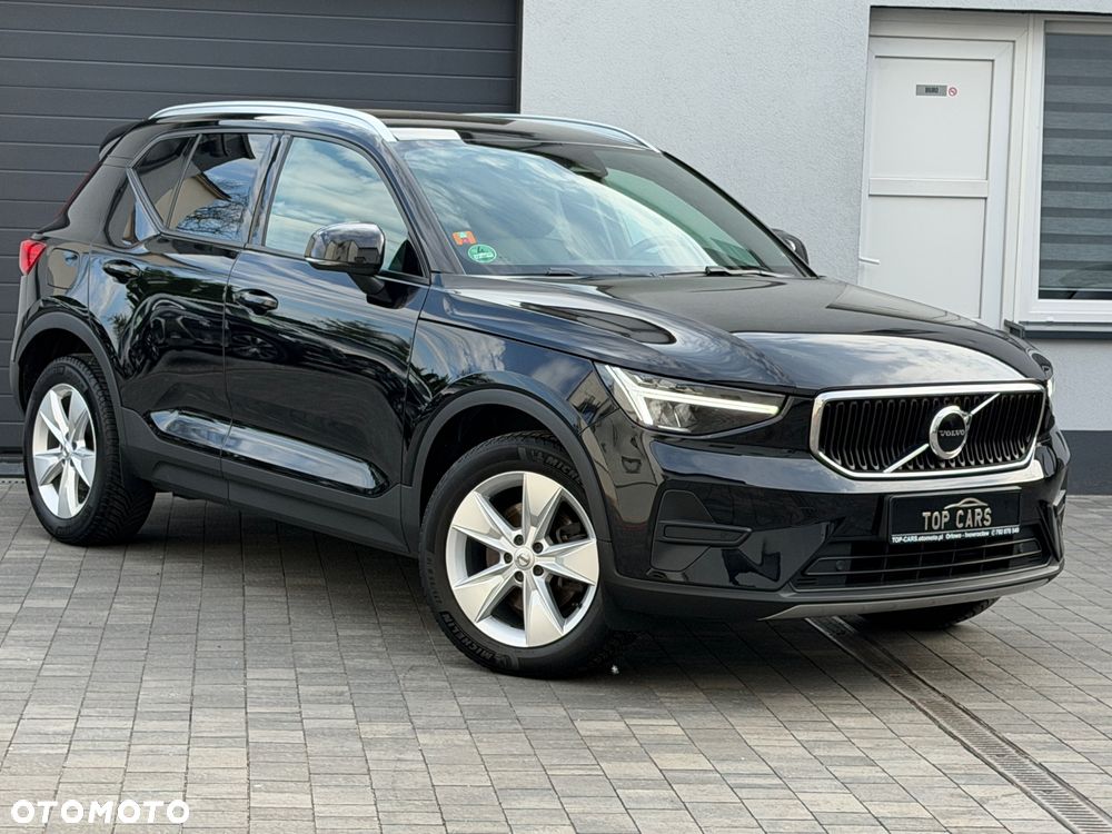 Volvo XC 40 B3 B DKG Plus Black Edition - 16