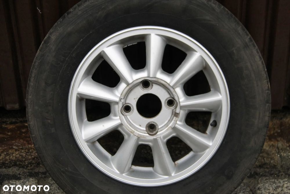 Koło Felga Aluminiowa  HYUNDAI 4 x 114,3 205x65R15  529103D210 - 2