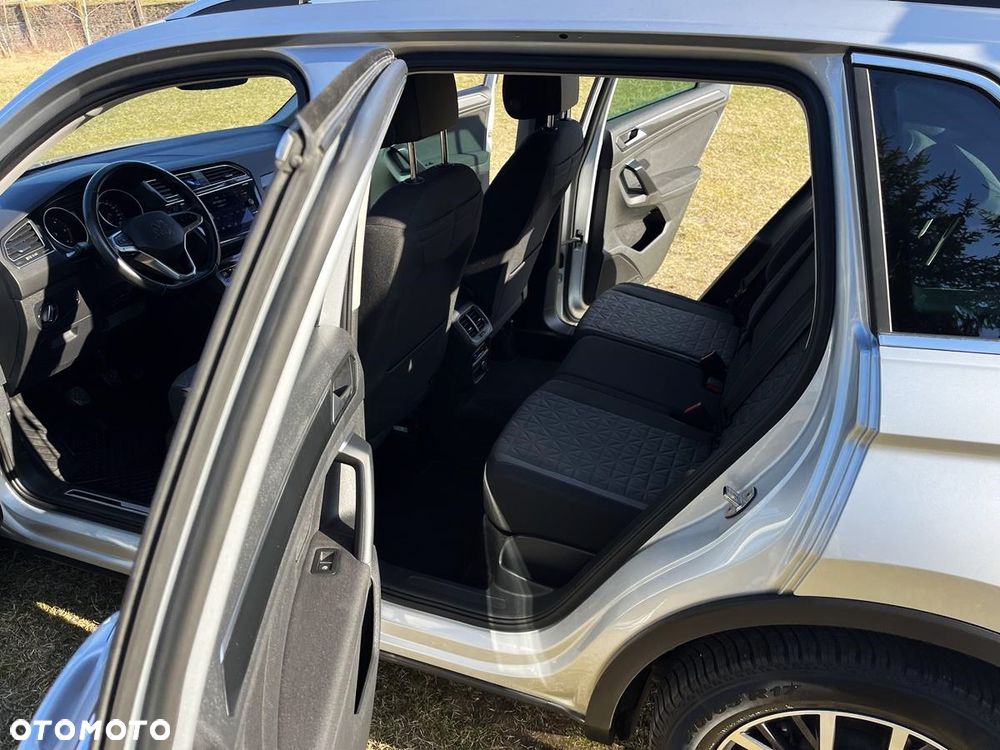 Volkswagen Tiguan - 8