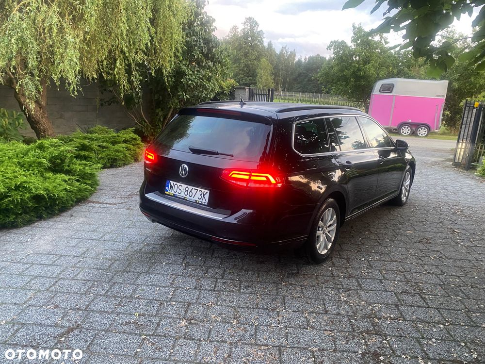 Volkswagen Passat 2.0 TDI (BlueMotion Technology) DSG Comfortline - 4