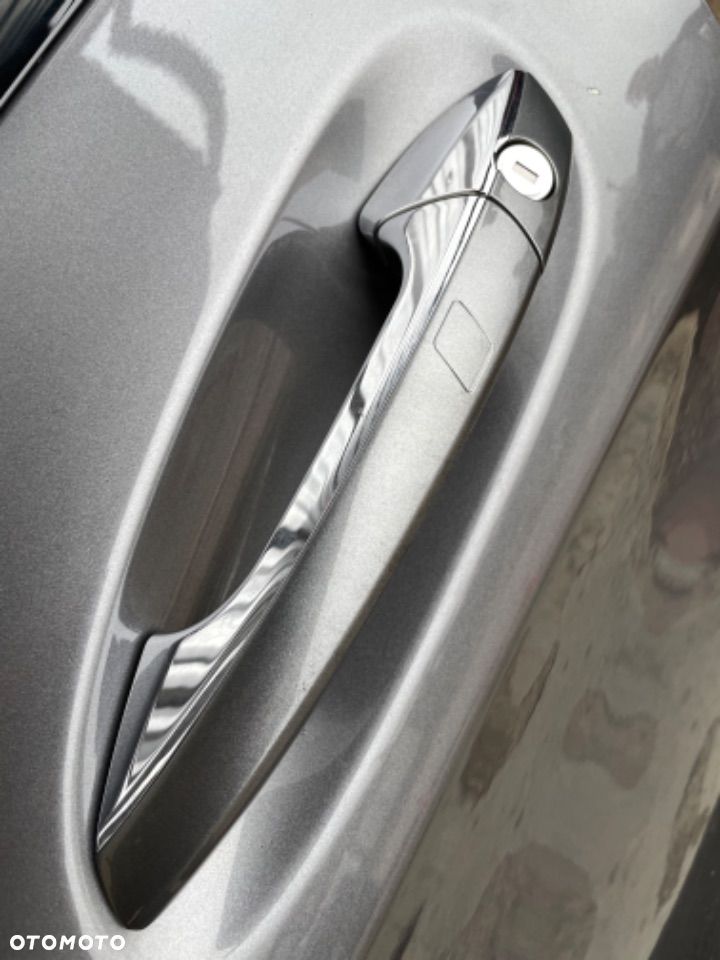 Mercedes CLA W117 zamek w drzwi lewe listwa klamka key less go podnośnik instalacja głośnik - 5