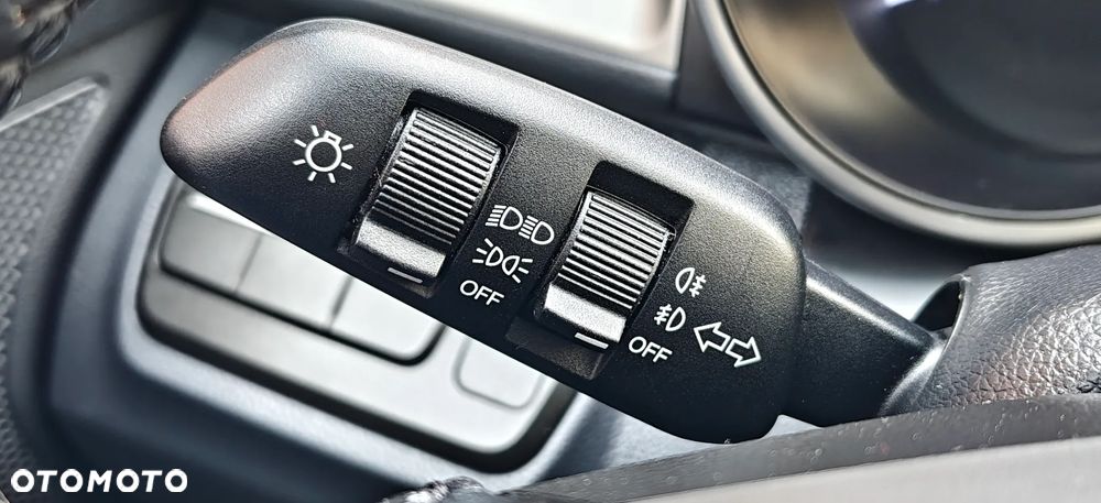 SsangYong/KGM Tivoli e-XGi 160 2WD Sapphire - 21