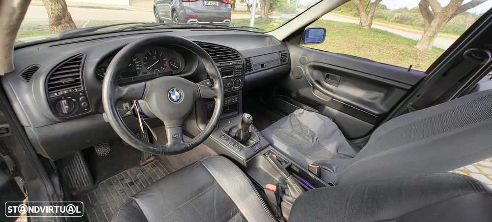 BMW 325 i - 10