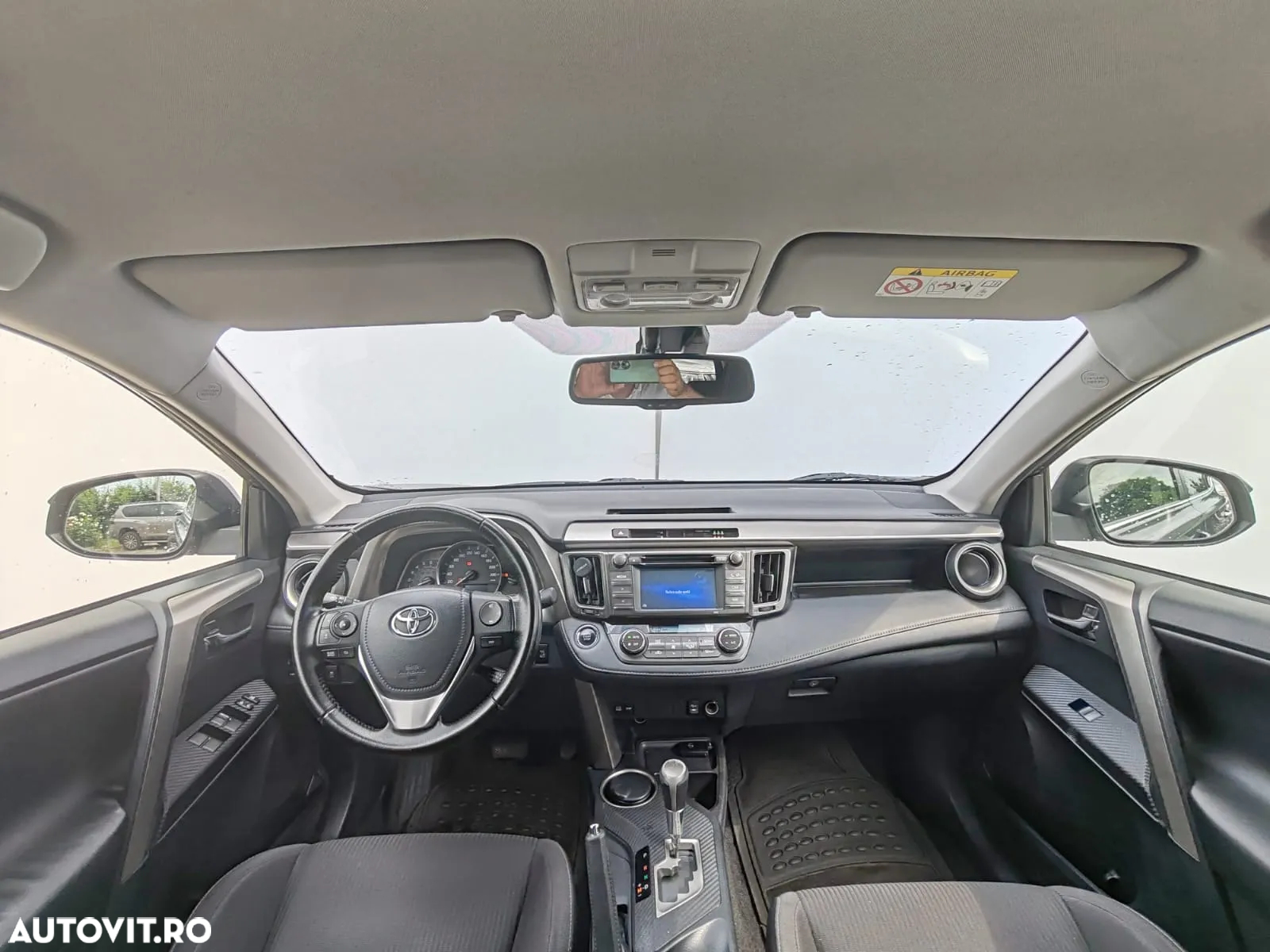 Toyota RAV4 2.2 D-4CAT 4WD Aut Executive - 9