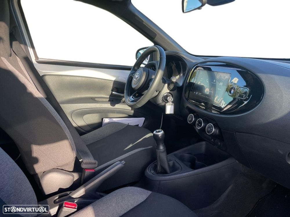 Toyota Aygo X 1.0 Play - 8
