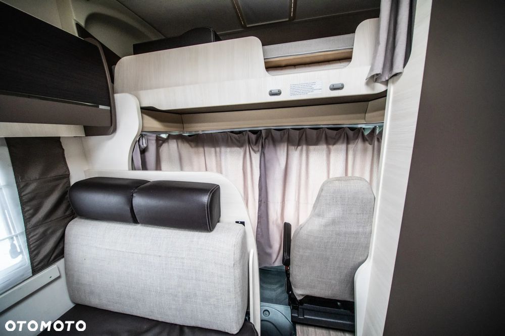 Chausson Flash C646 Kamper 6 osobowy 2x Klima - 40