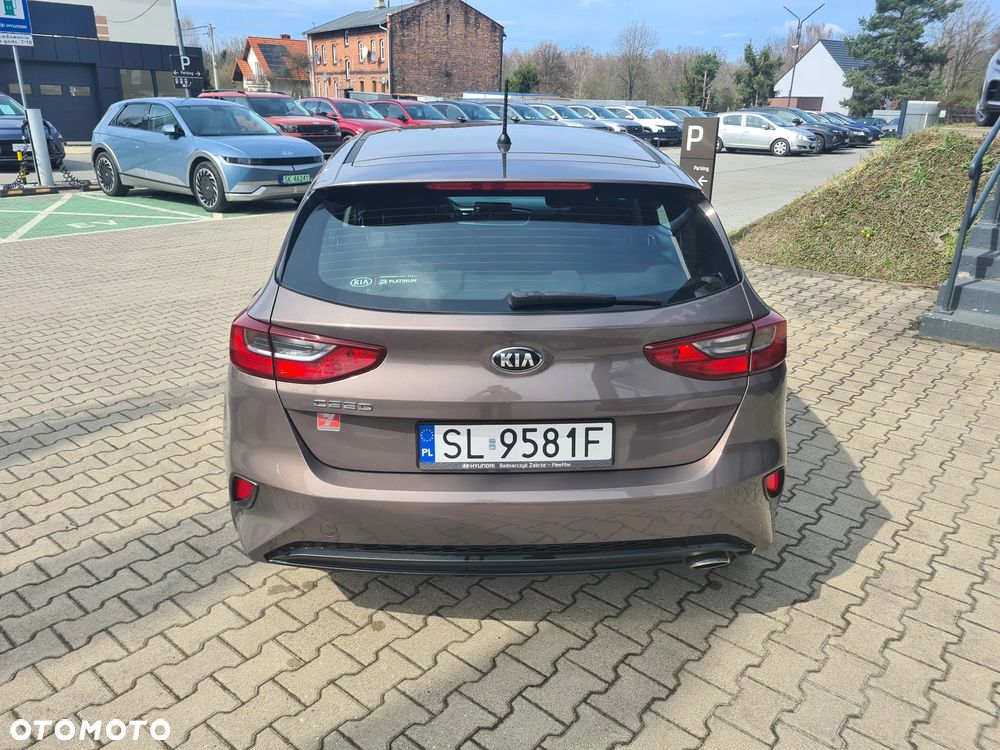 Kia Ceed 1.4 S - 10