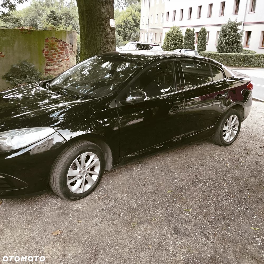 Renault Fluence 1.6 16V Limited - 11