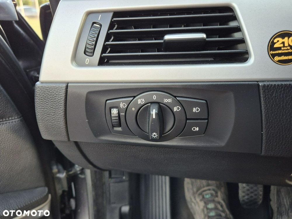 BMW Seria 3 320d - 26