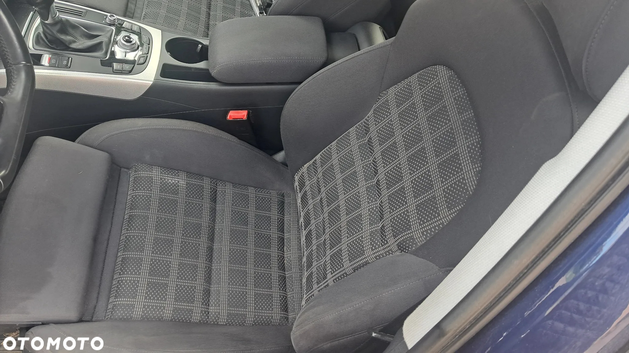 Audi A4 Avant 2.0 TDI DPF quattro S line Sportpaket - 3