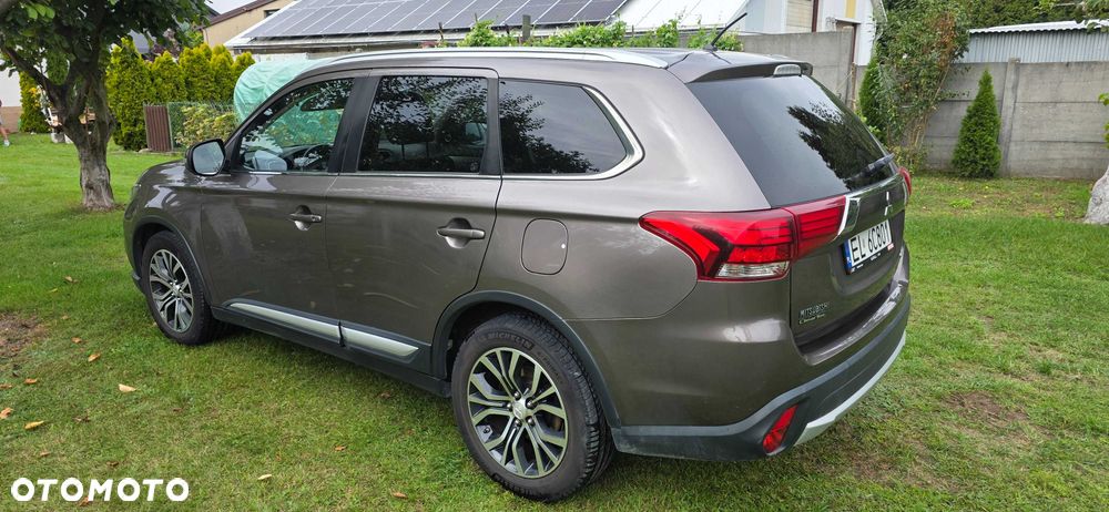 Mitsubishi Outlander 2016 photo 4
