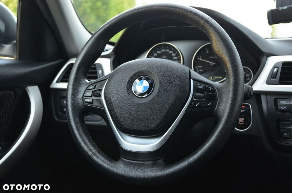 BMW Seria 3 - 29