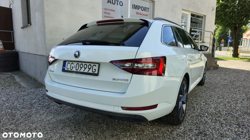 Skoda Superb 2.0 TDI Ambition DSG7 - 12