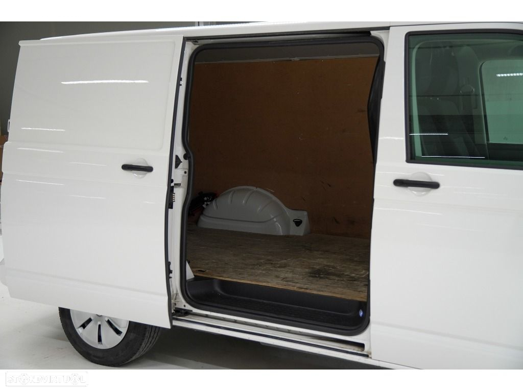 VW Transporter 6.1 Kombi 19- 2.0 TDI BUSINESS - 14