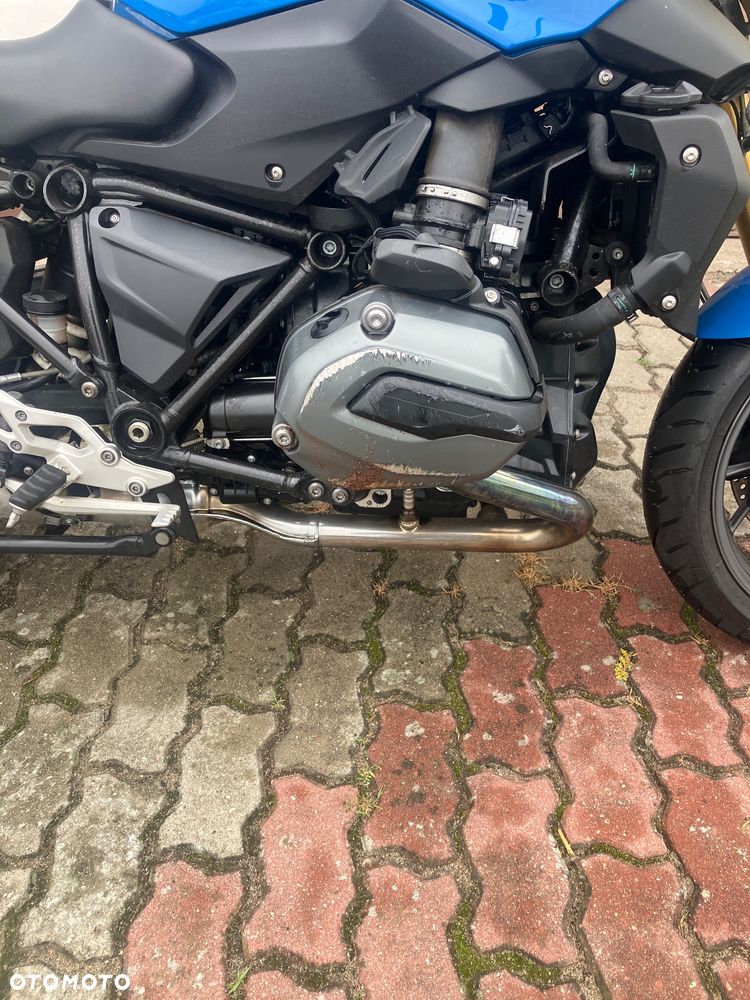 BMW R - 2