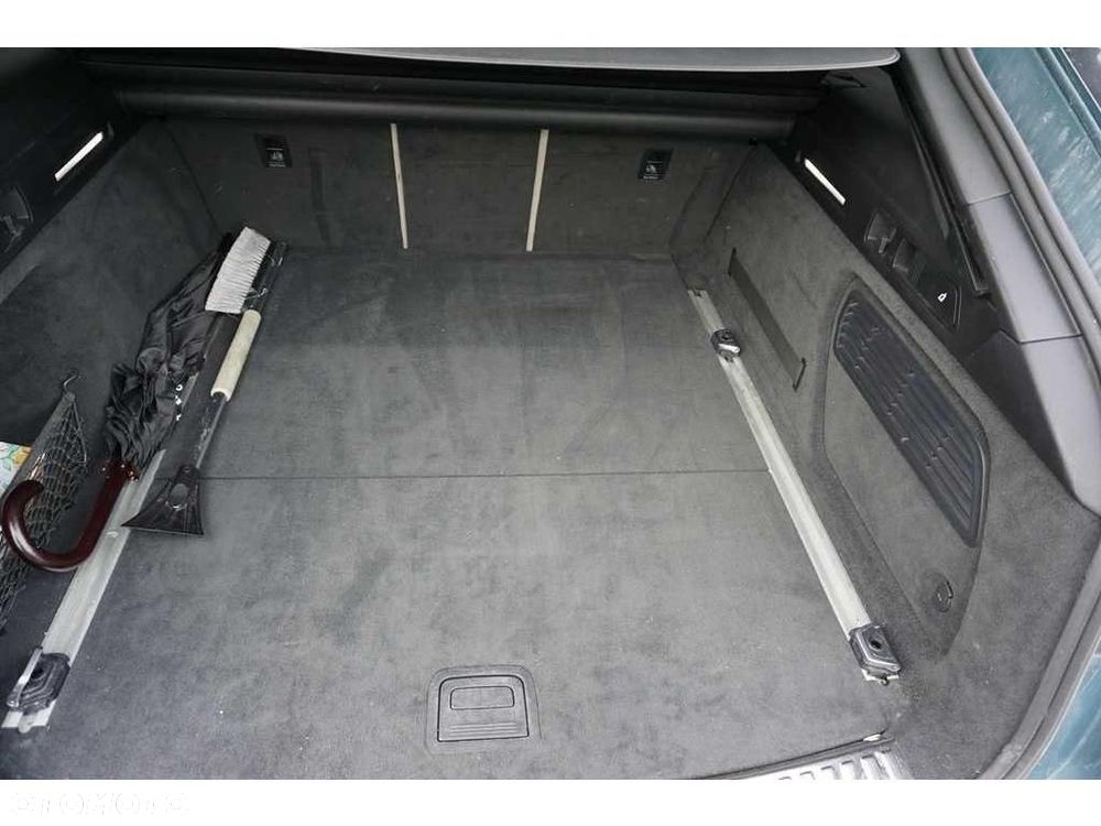 Audi A6 Allroad - 39