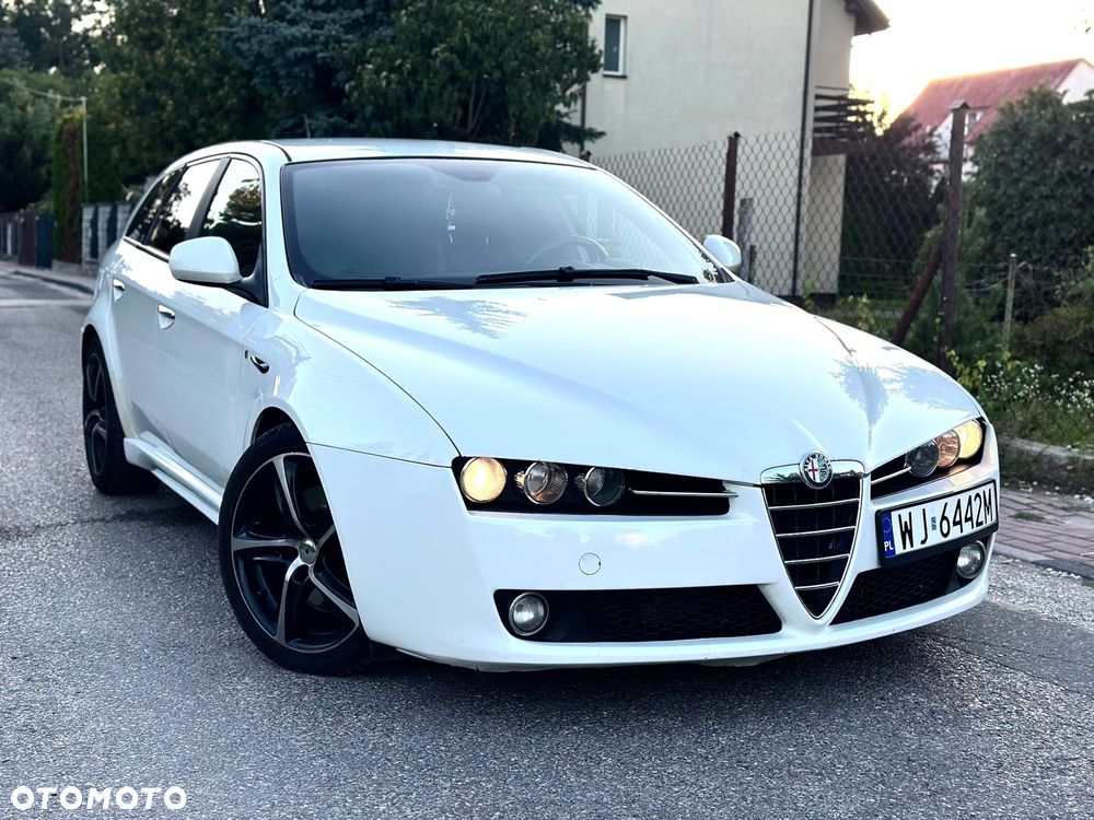 Alfa Romeo 159 - 2