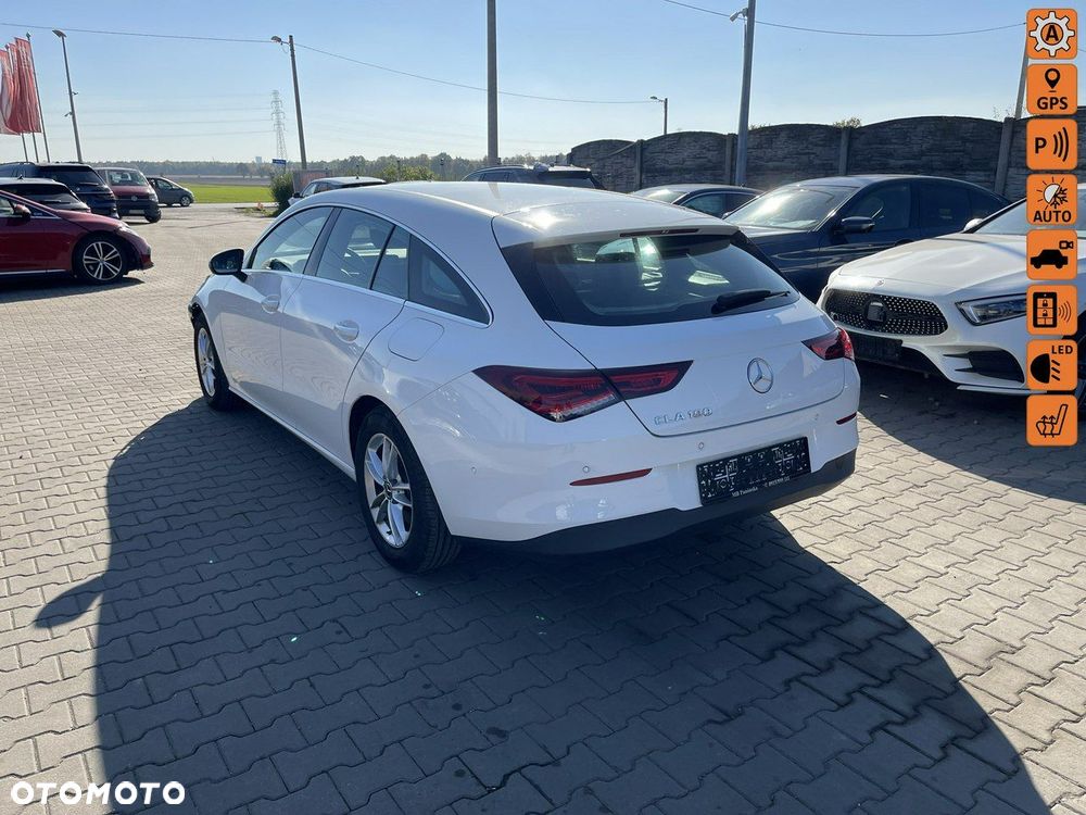 Mercedes-Benz CLA 180 7G-DCT - 1
