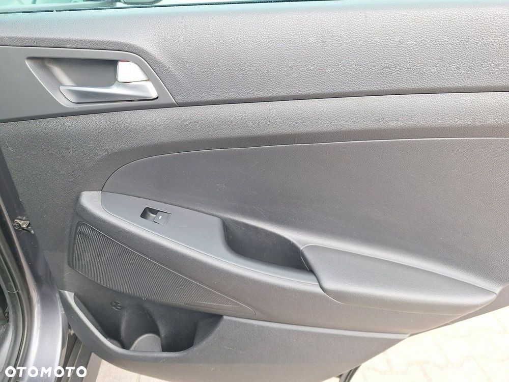 Hyundai Tucson 1.6 GDi Comfort 2WD - 31