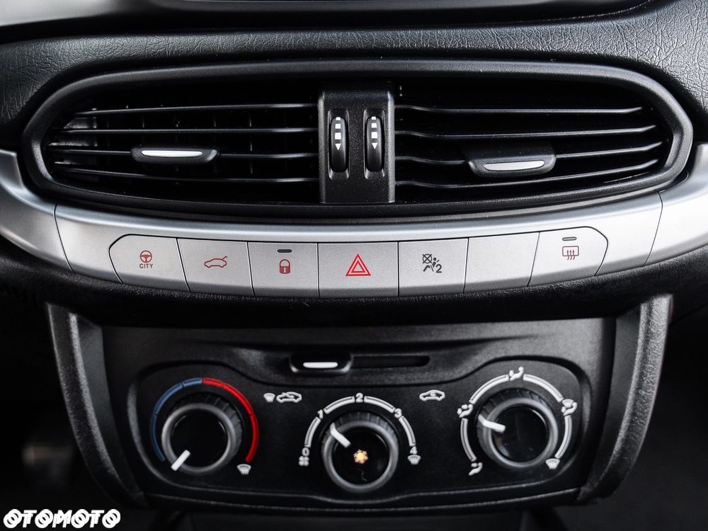 Fiat Tipo 1.4 Classic - 39