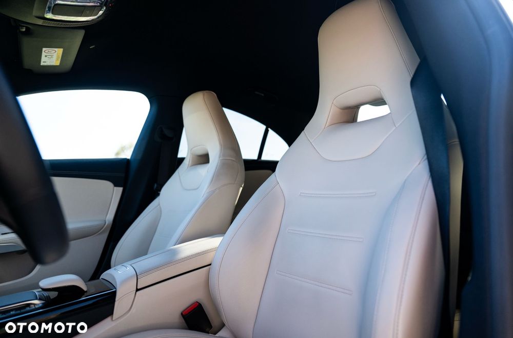 Mercedes-Benz CLA - 30