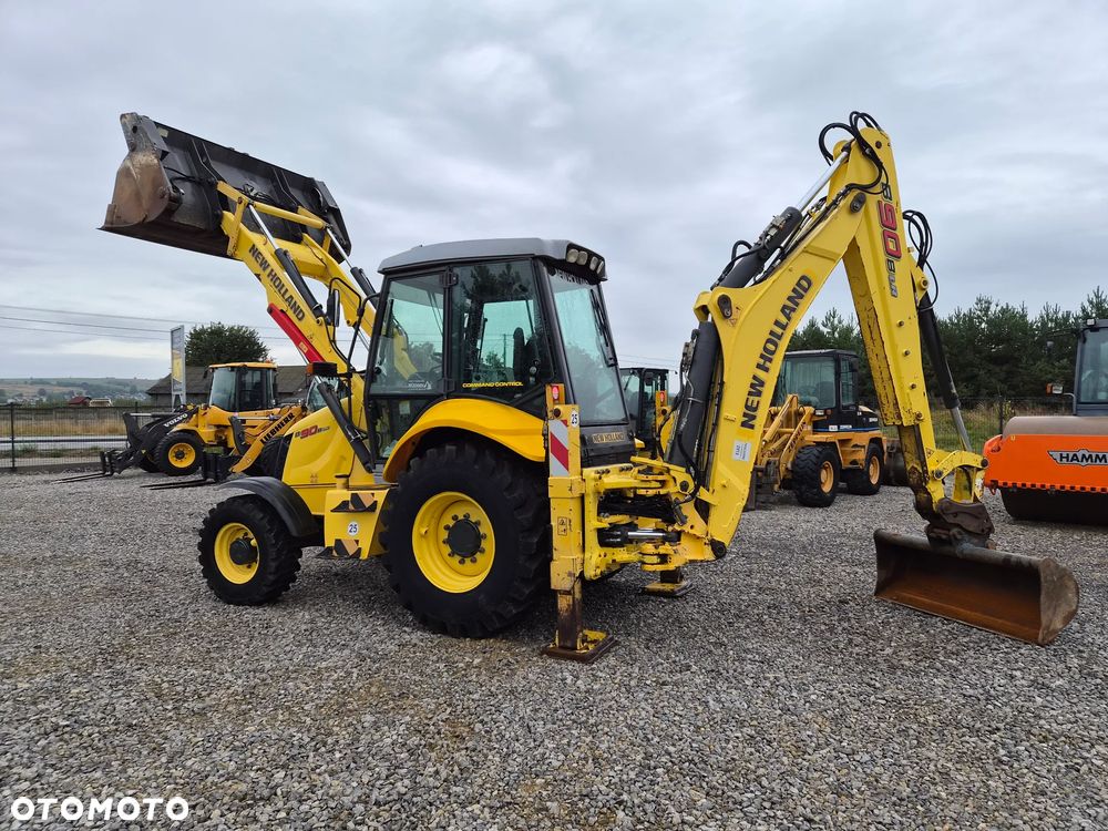 New Holland B90B - 3
