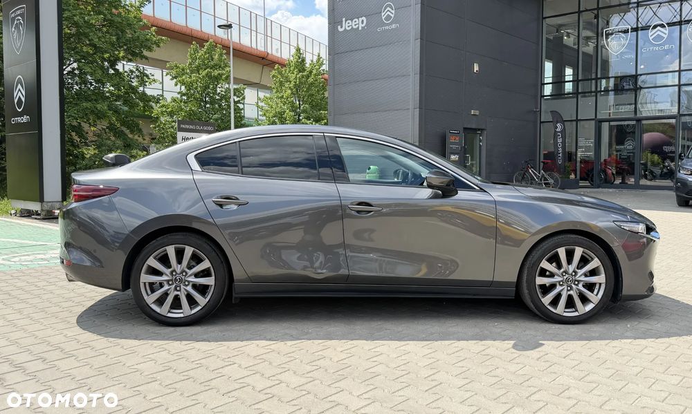 Mazda 3 2.0 mHEV Hikari - 8