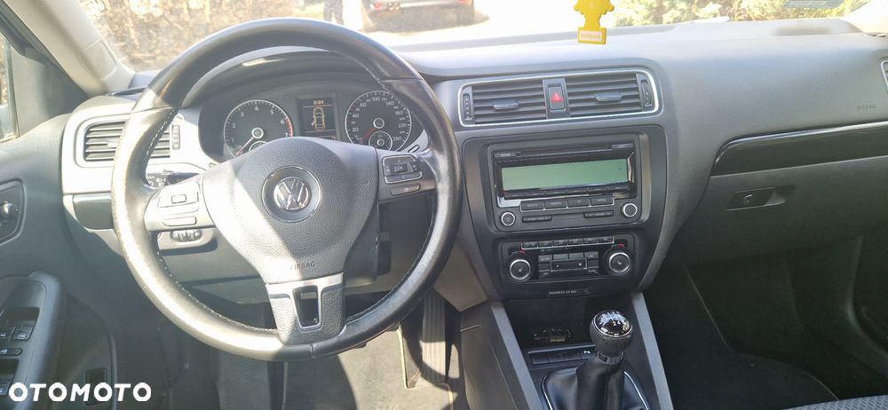 Volkswagen Jetta 1.2 TSI Comfortline - 9