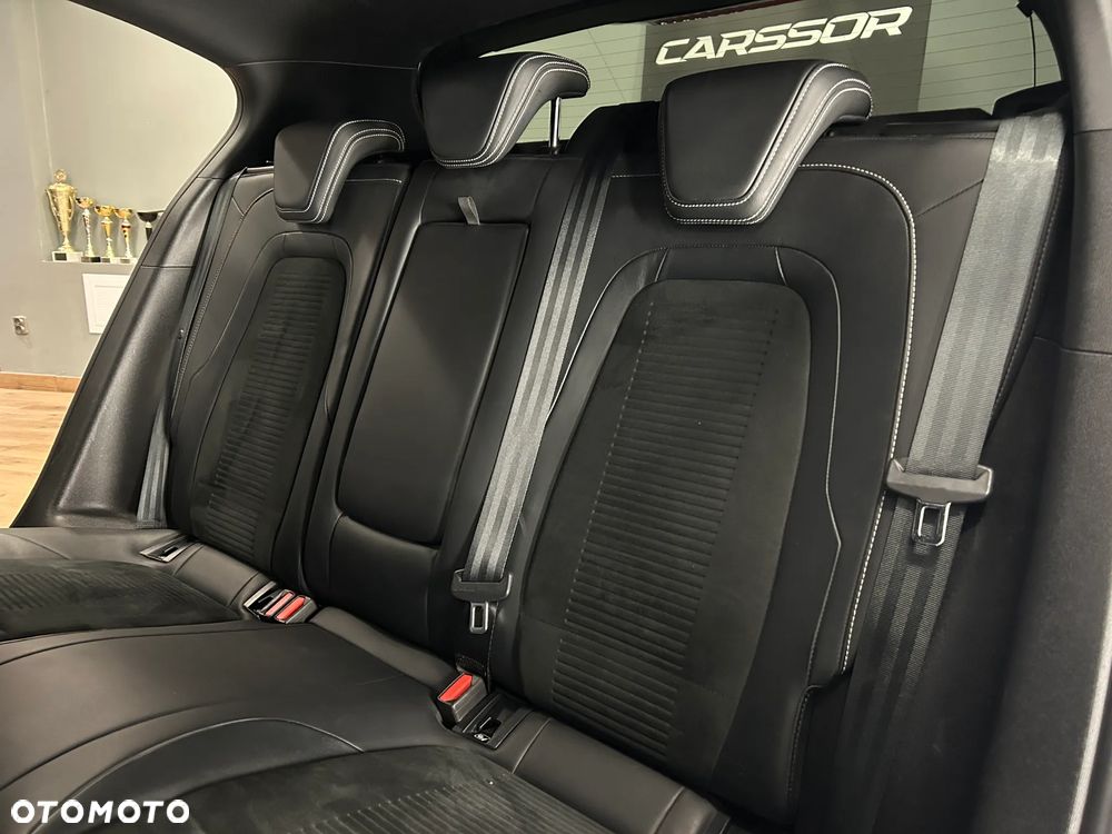Ford Focus 2.3 EcoBoost ST Edition - 35