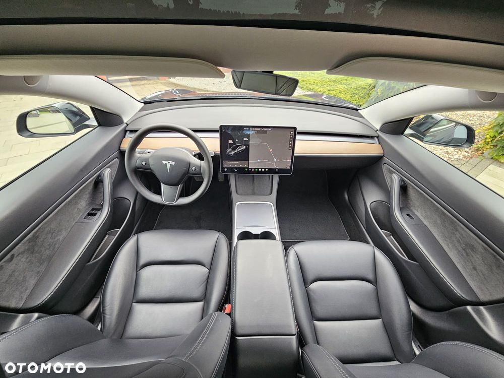 Tesla Model 3 Langstreckenbatterie Allradantrieb Dual Motor - 12