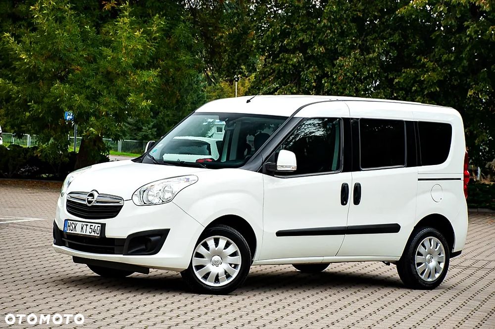 Opel Combo 1.4 Cosmo Eu6 - 14