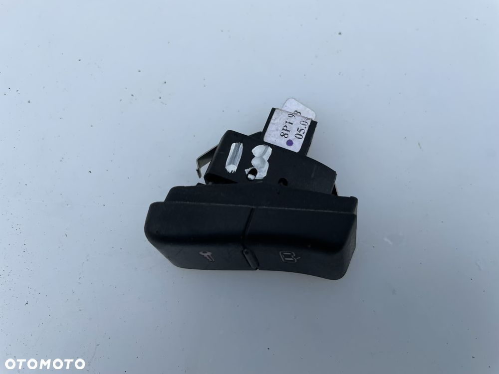 PRZEŁĄCZNIK CENTRALNEGO ZAMKA AUDI A3 8P 8P1962107B - 2
