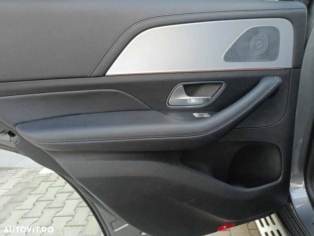Mercedes-Benz GLE 300 d 4MATIC - 13