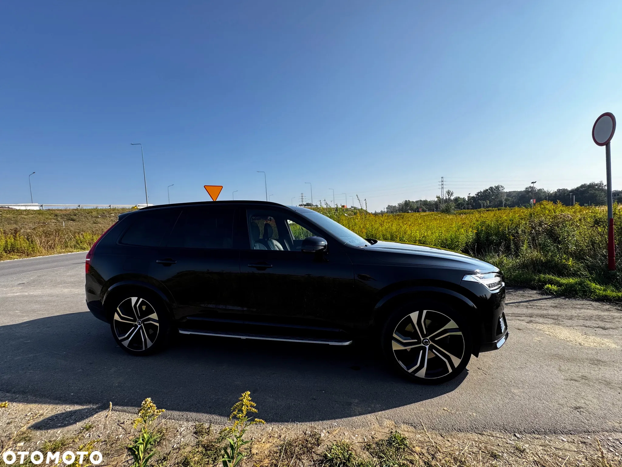 Volvo XC 90 T8 AWD Plug-In Hybrid R-Design 7os - 3