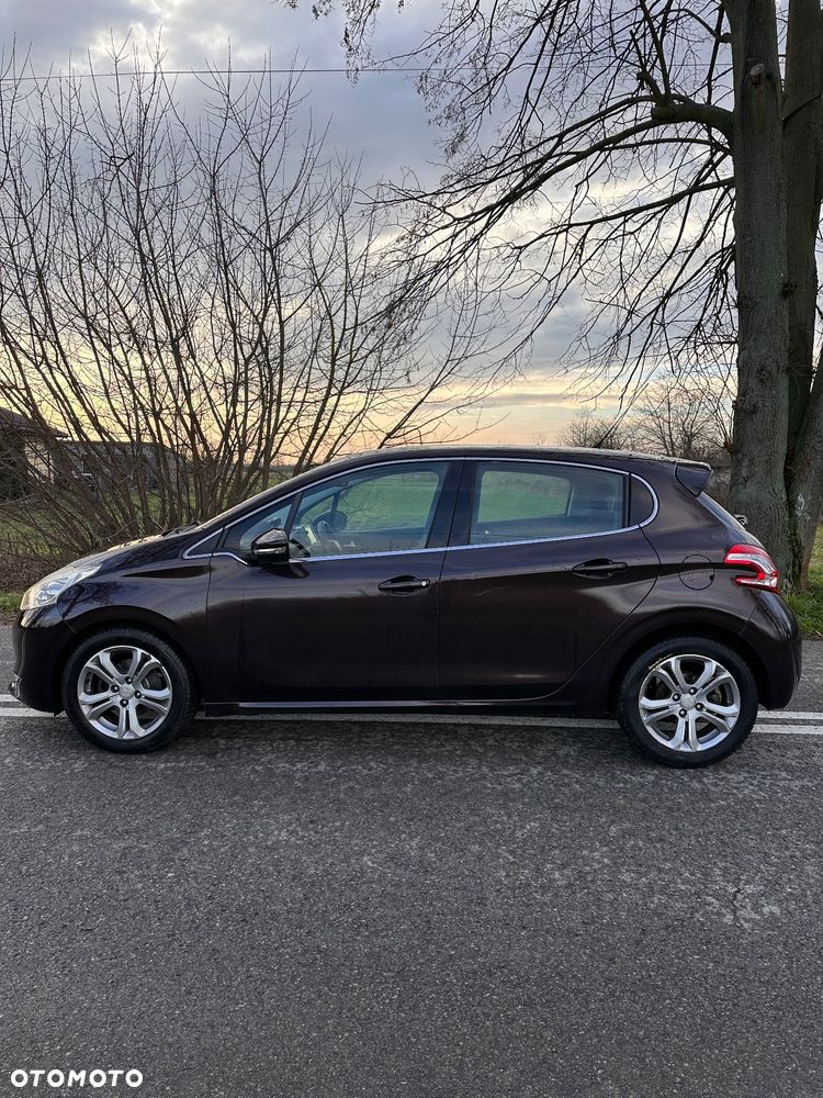 Peugeot 208 e-HDi FAP 92 Stop&Start Allure - 4