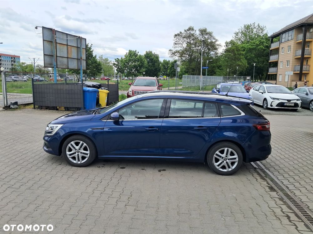 Renault Megane 1.5 Blue dCi Zen - 2