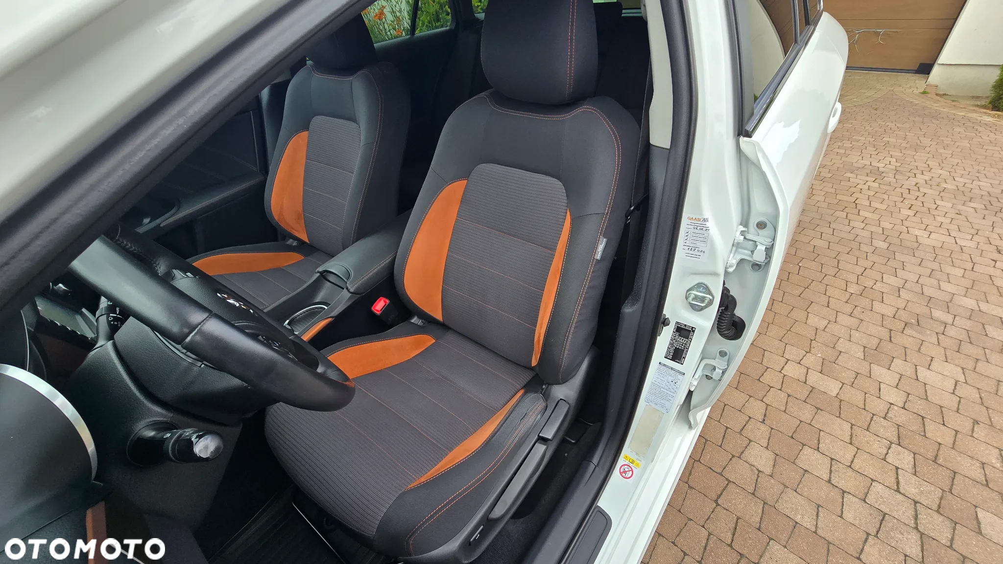 Toyota Avensis - 29