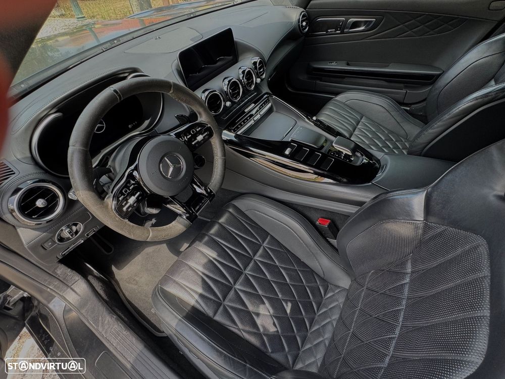 Mercedes-Benz AMG GT Roadster - 11