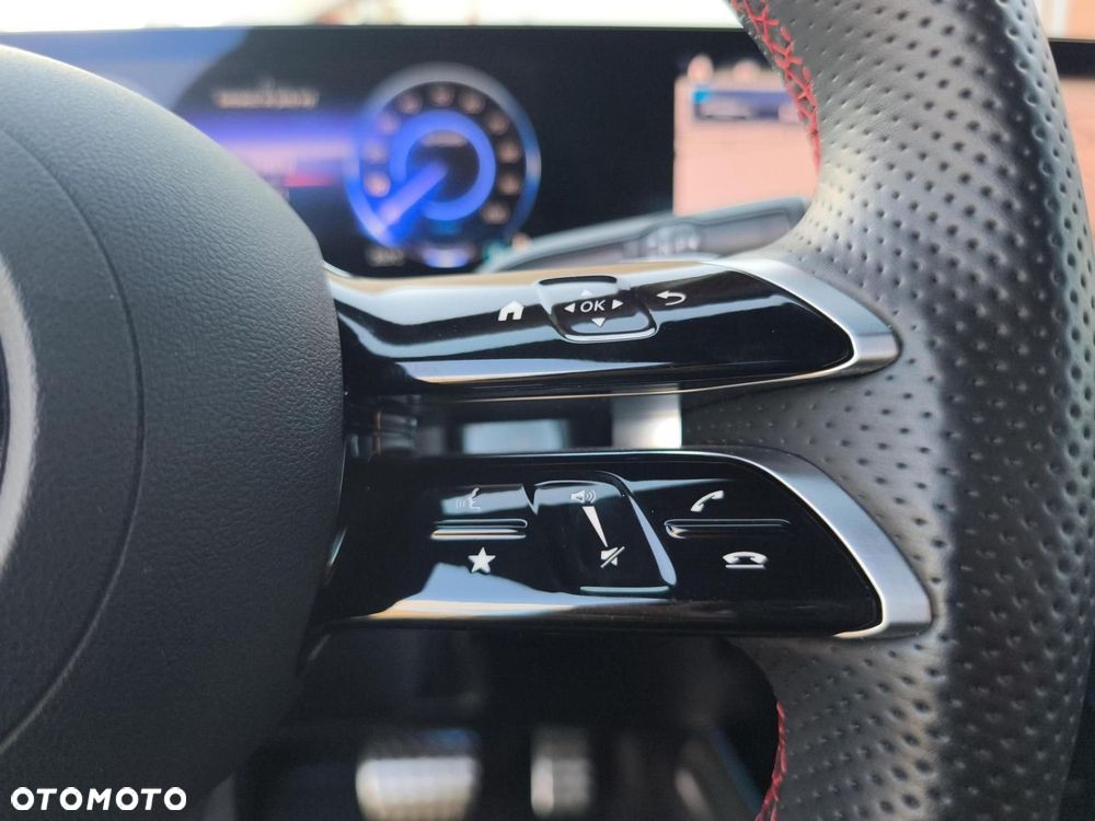 Mercedes-Benz EQA - 15