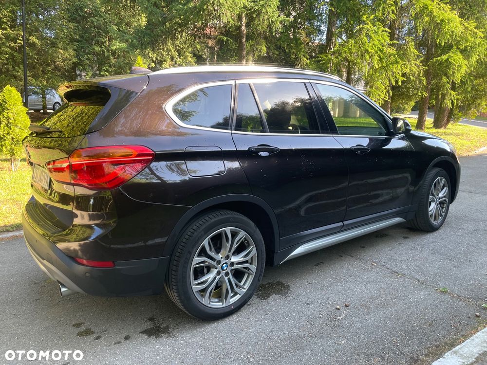 BMW X1 xDrive20d Advantage sport - 4