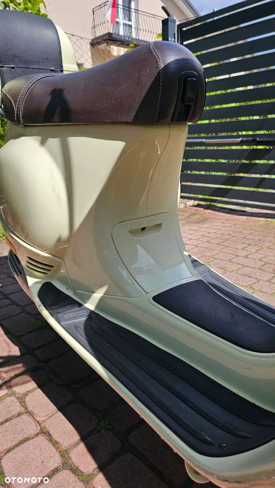 Piaggio Vespa - 5