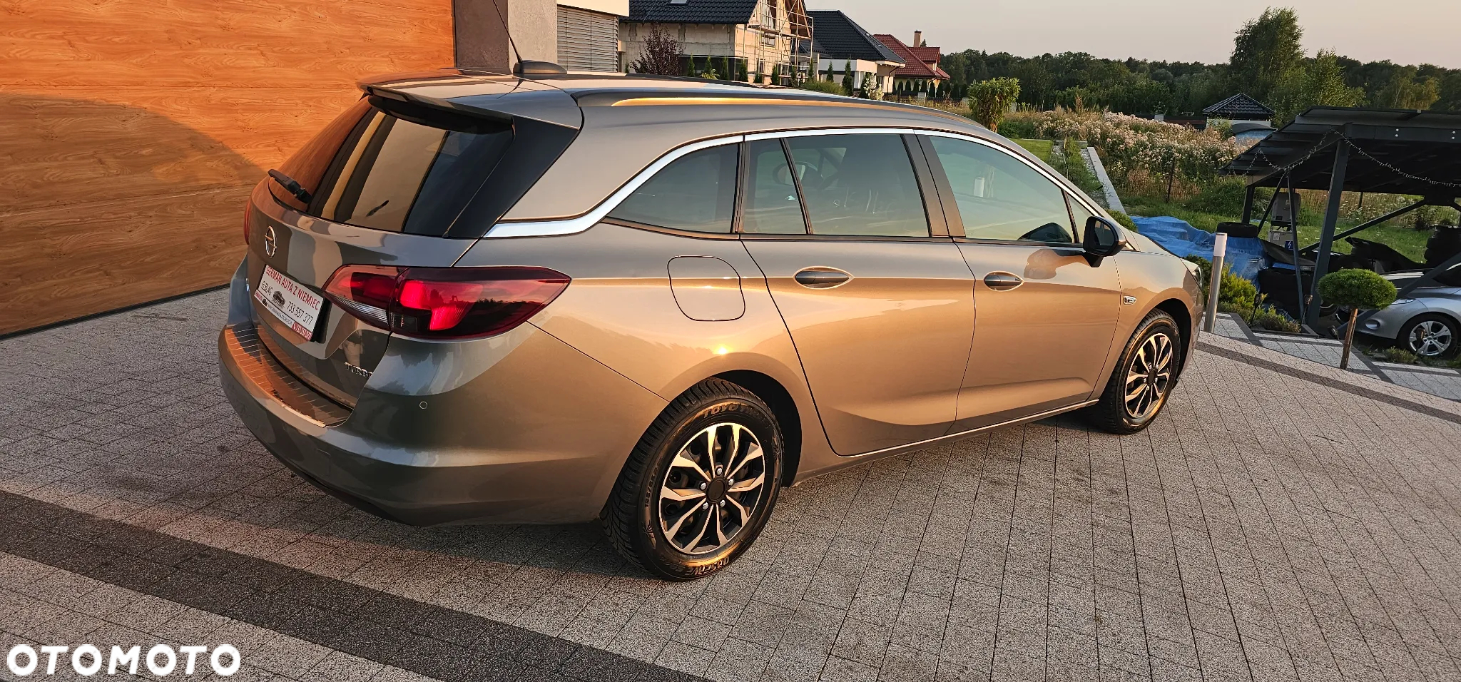 Opel Astra 1.4 Turbo Start/Stop Sports Tourer Dynamic - 2