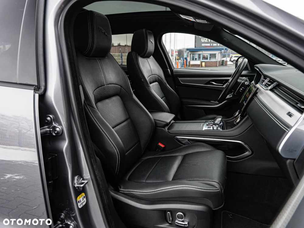 Jaguar F-Pace D200 AWD R-Dynamic S - 27