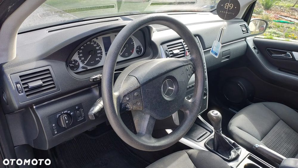 Mercedes-Benz Klasa B 180 CDI - 6