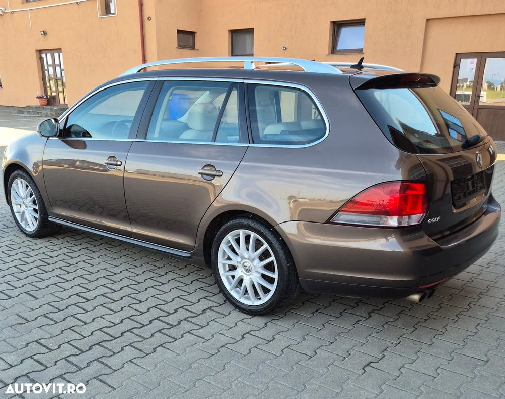 Volkswagen Golf 2.0 TDI DPF DSG Exclusive - 2